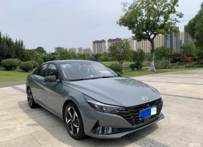 现代suv越野车家用公司工厂代步租车